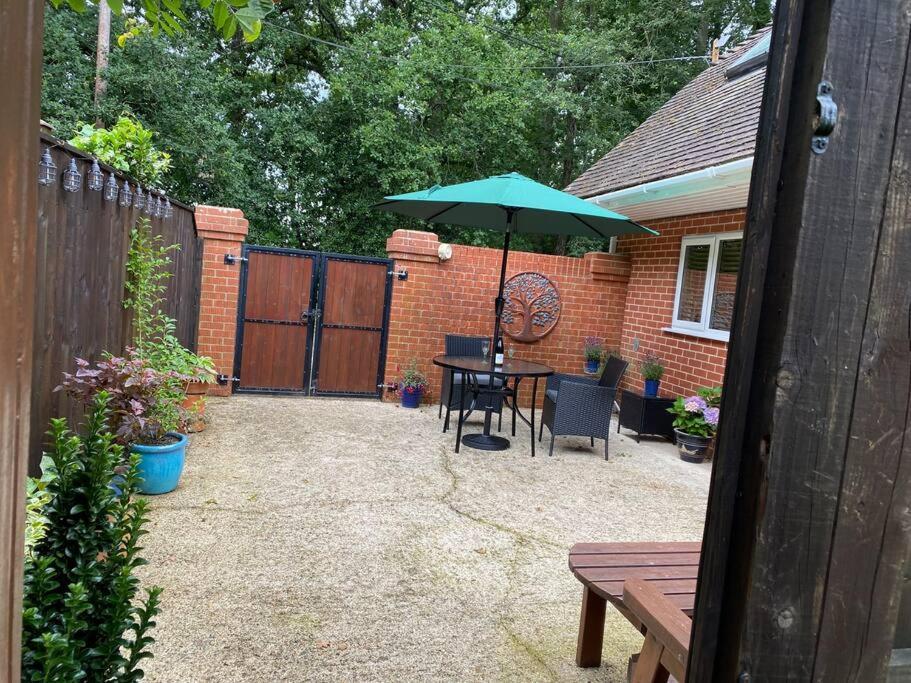 New Forest - The Nook At Tatchbury House * Ower